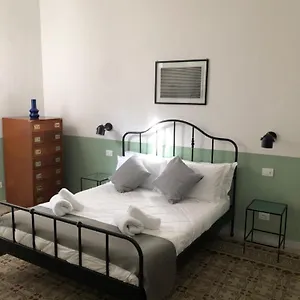 Apartman Caves Bari