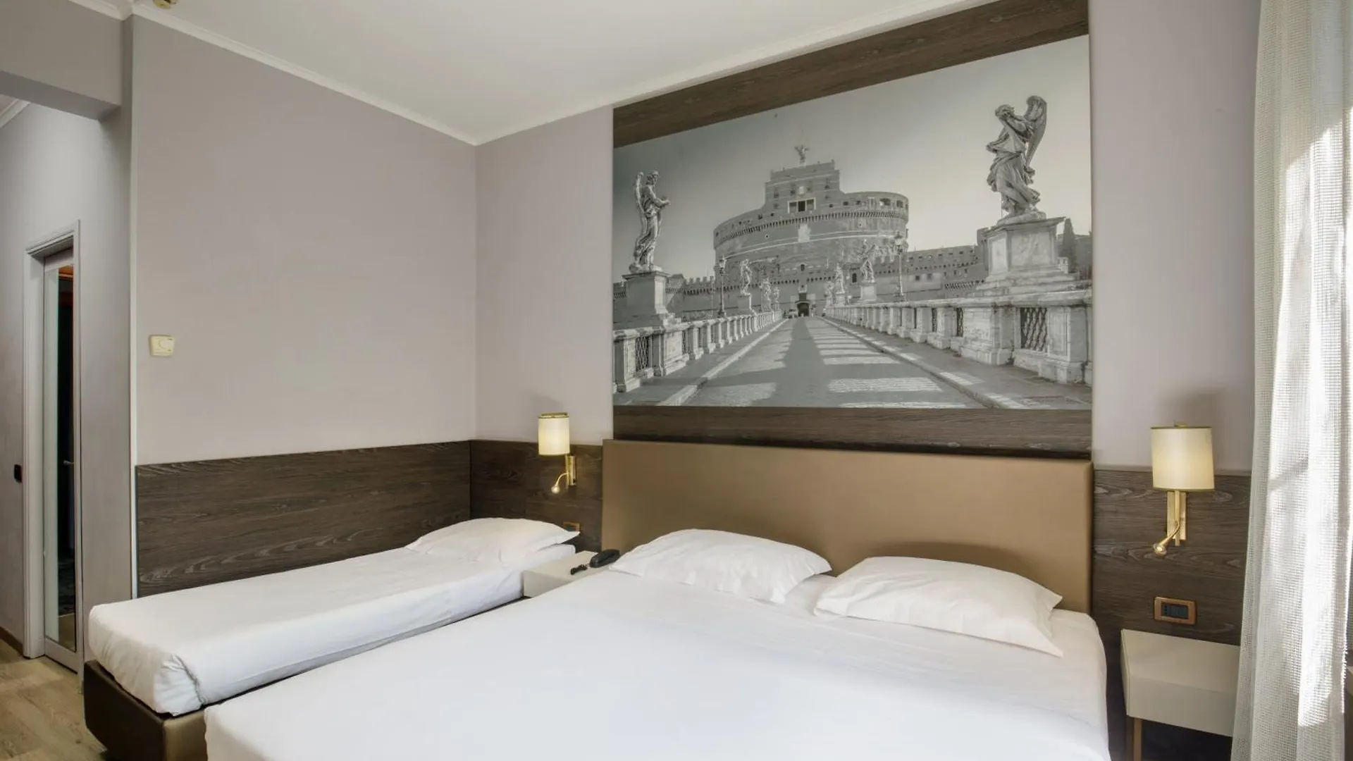 Hotel Marc'Aurelio Rome 4*,